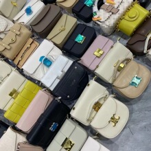 ���Qβ��؛�����羳Ů�����ڻ����[��б��朗lС����β��؛Դ���l