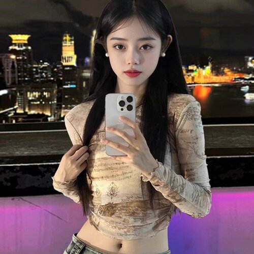 Sexy bottoming top niche autumn and winter tie-dye retro navel-baring long-sleeved T-shirt for women with chic design high waist 2025