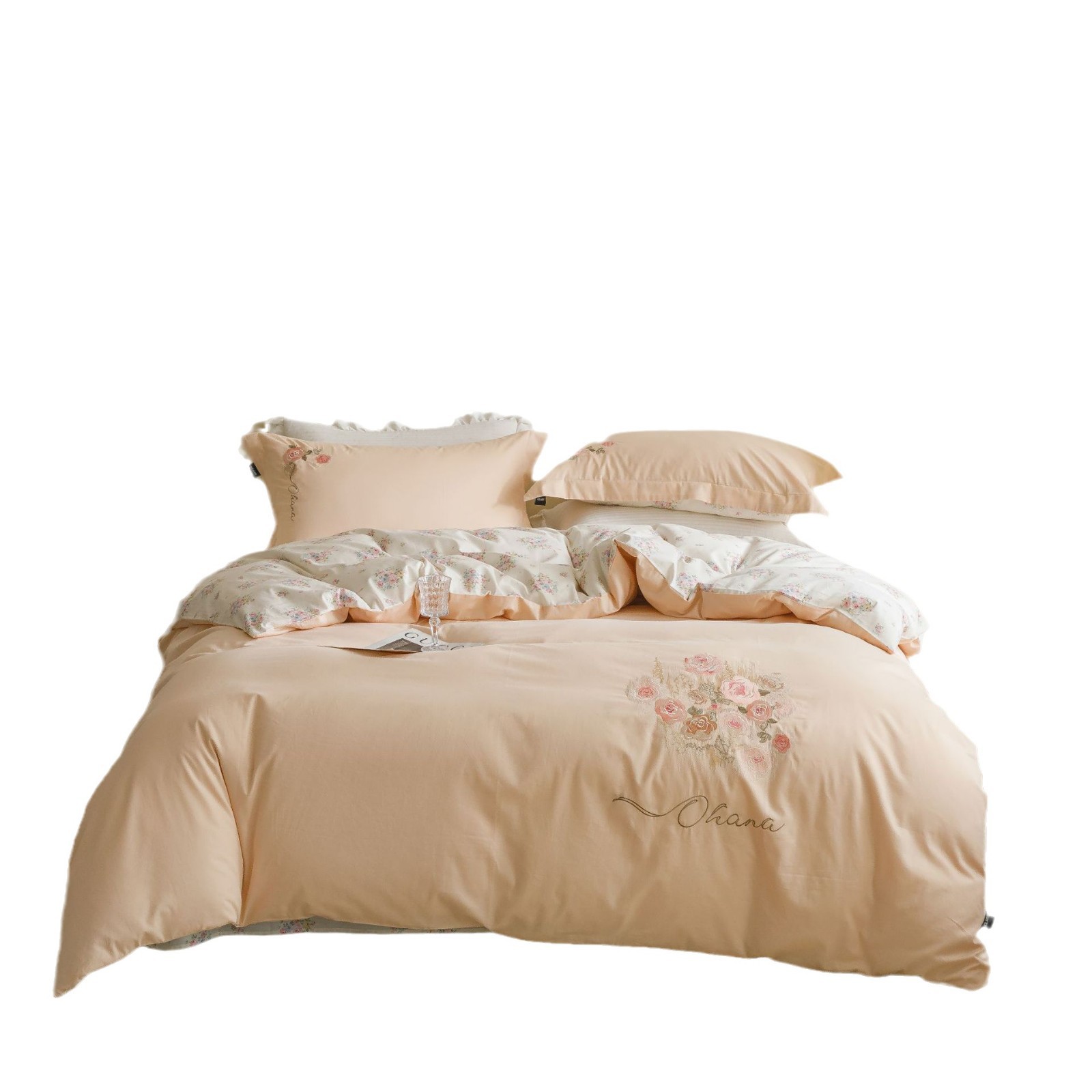 Algodón ligero de lujo de cuatro estaciones estilo europeo princesa no estática calentamiento desnudo para dormir cuatro piezas en la cama de algodón de clase A tres piezas