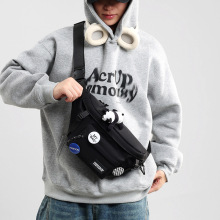 潮酷斜挎包男街头潮流胸包日系休闲腰包随身包潮牌百搭工装骑行包