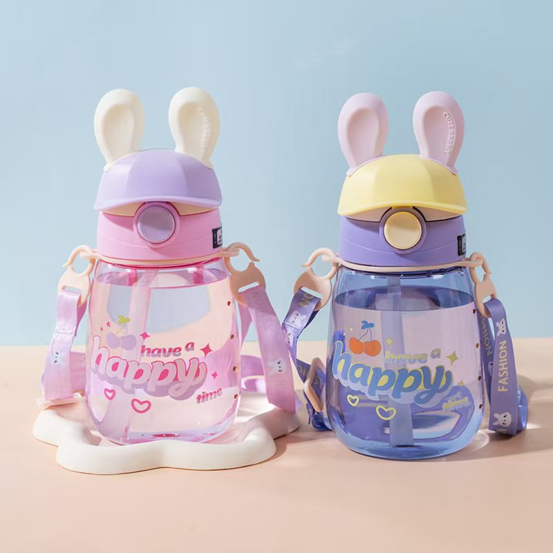 Yitong creativo para niños tazas de plástico de PC cinturón jarro de agua estudiantes de jardín de infantes dibujos animados conejo taza de paja 2025 nuevo
