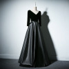 Black suntan oil, long elegant evening dress, long skirt, European style, new collection