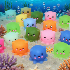 かわいい、見栄えの良い、売れ筋の柔らかいかわいい小さなタコファミリーシリーズTPRピンチミニ減圧おもちゃ卸売