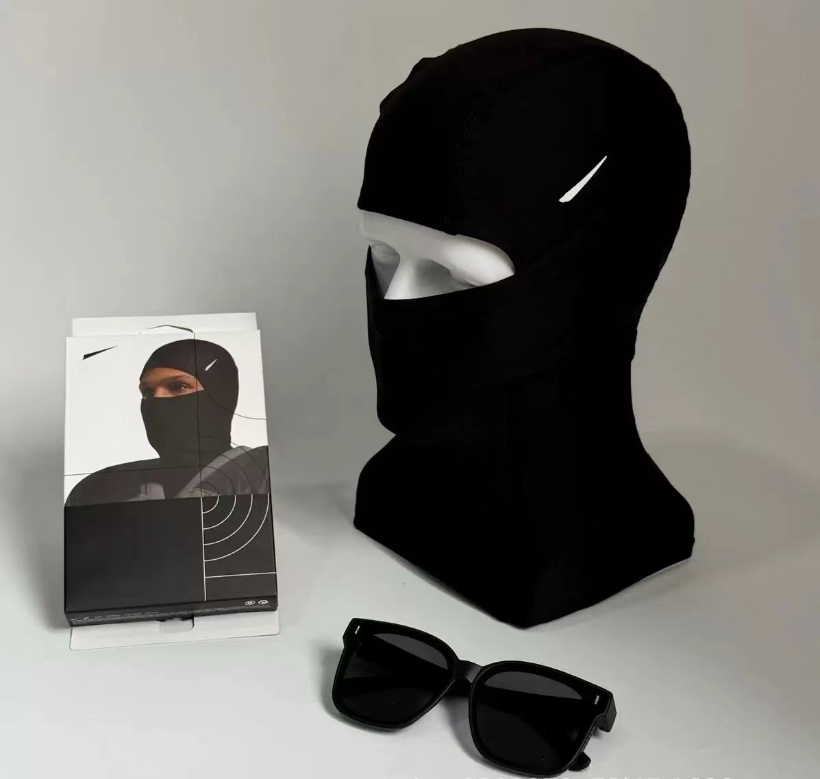 Nike Pro Hood Black/White