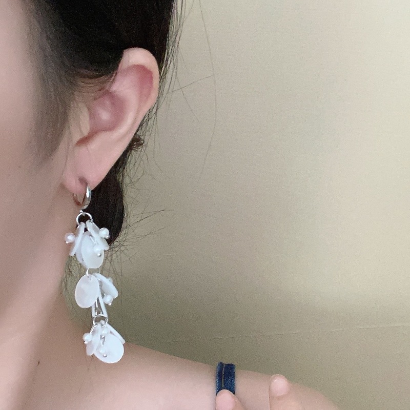 森系超仙白色贝壳珍珠流苏耳长款耳环法式小众设计气质度假风耳饰|undefined