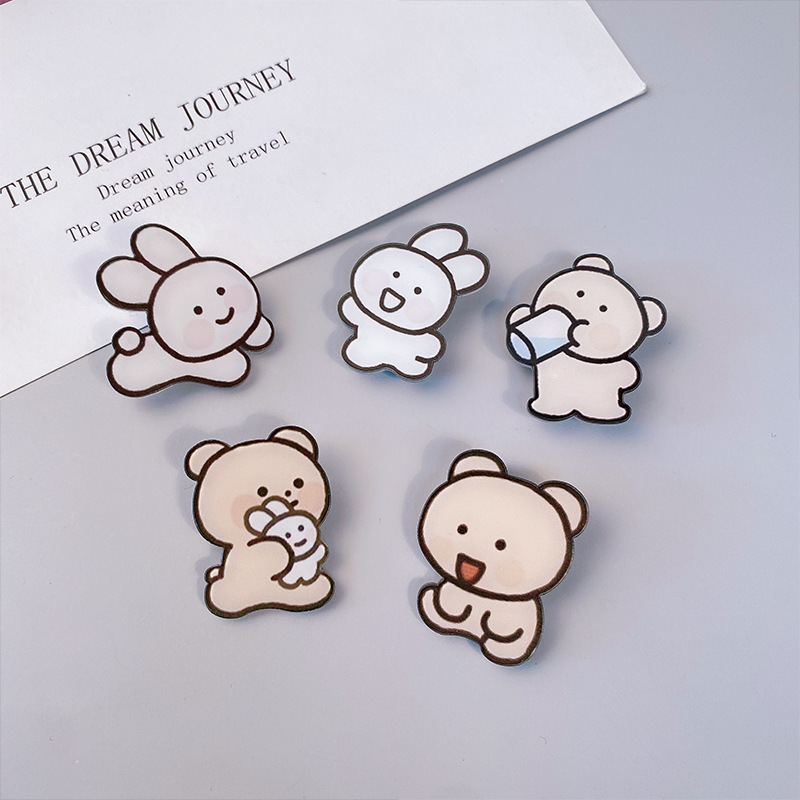 Cute Cartoon Arylic Brooches display picture 4