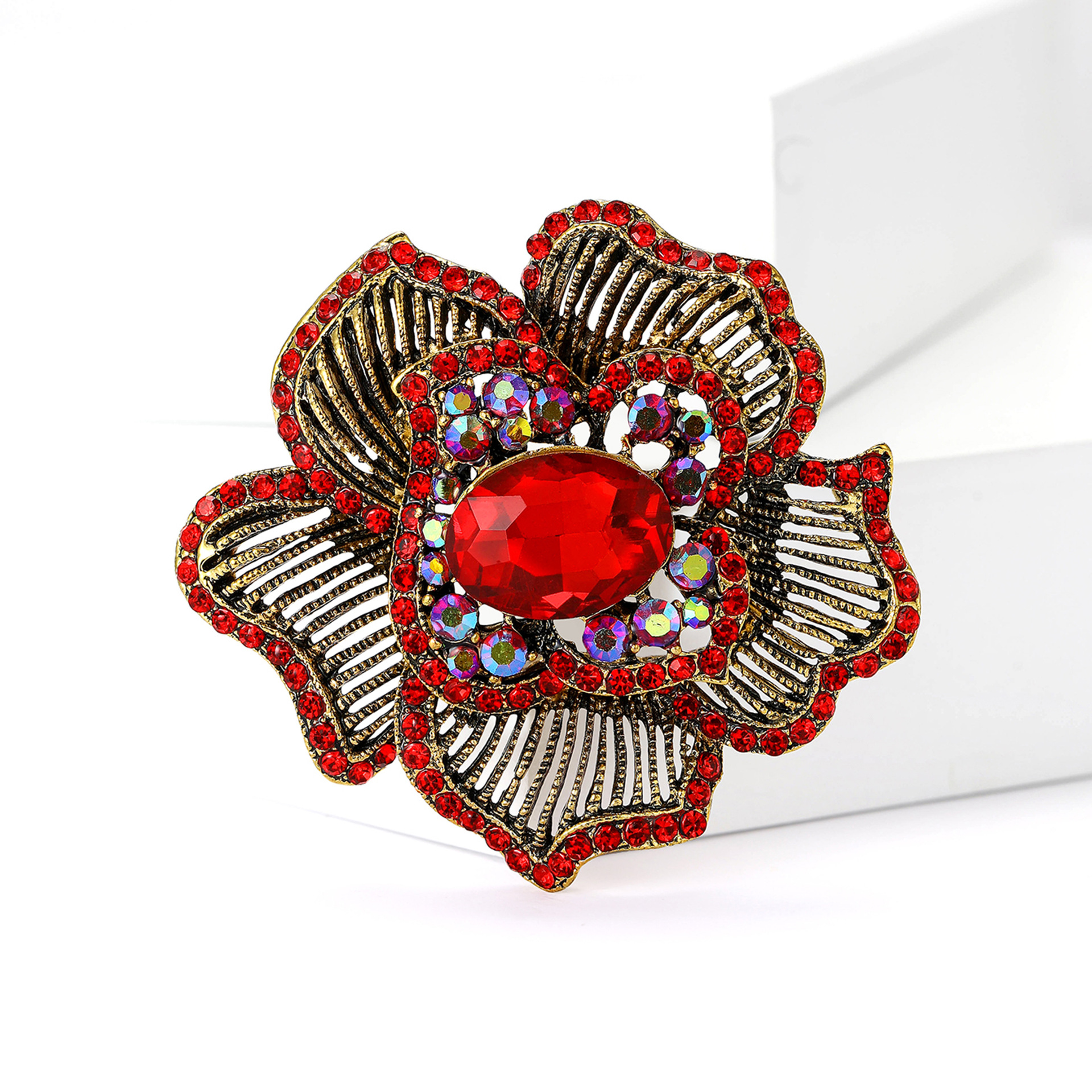 37g Weight Rhinestones Inlay Material Brooches Classification Business, Cocktail Party Occasion Alloy Material Flower Pattern All Seasons Season Women's Gender Retro Style Retro Pin Flower Alloy Rhinestones Women's Brooches 8