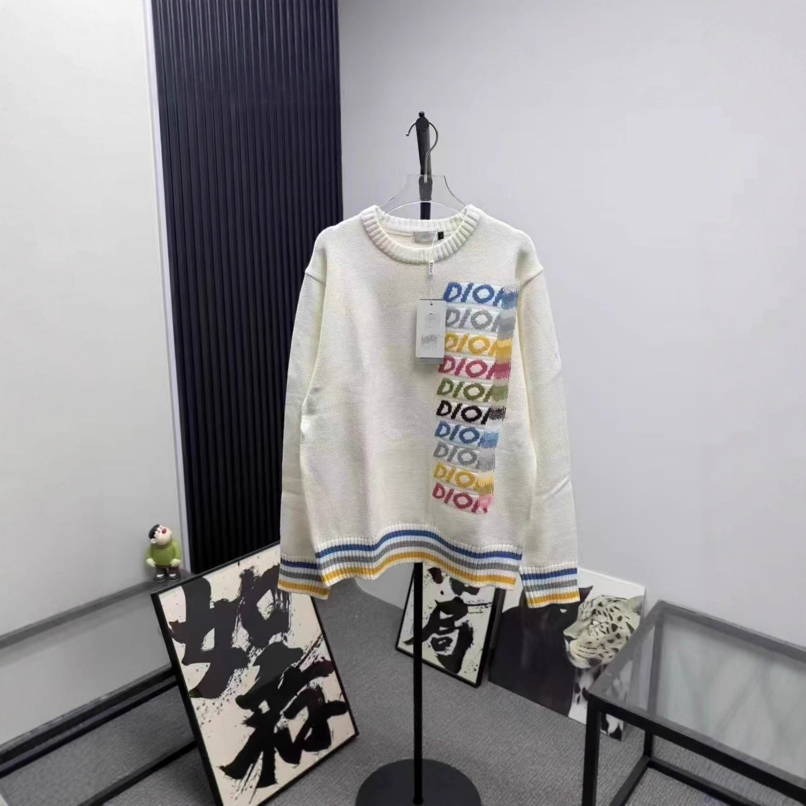 Autumn and Winter New Letter Rainbow Jacquard Round Neck Knitwear for Men and Women, Loose and Versatile Long-Sleeved Knitwear for Men