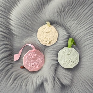 Household Wardrobe Aromatherapy Wax Pendant Long-lasting Wardrobe Insect-proof Moisture-proof Incense Indoor Natural Fragrance Tablets