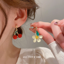 大货价低-银针粉色系樱桃雏菊花朵耳钉韩国时尚气质不对称耳环简