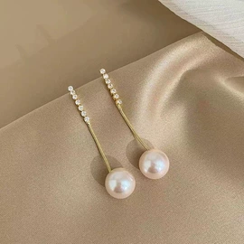 耳环;项链;耳钉