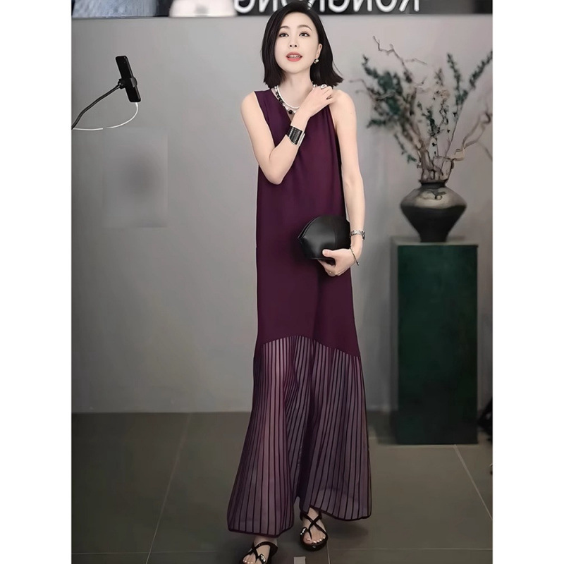 76470 Elegant Purple V Neck Sleeveless Cut and Stitching Slightly See-Through Hem Dress