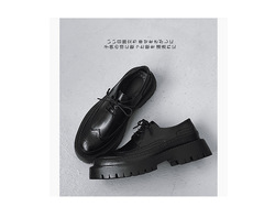 Men's Brogues with Floral English Style Business Formal Leisure Double-Layer Calfskin Shoes with Thick Soles and Trendy Design