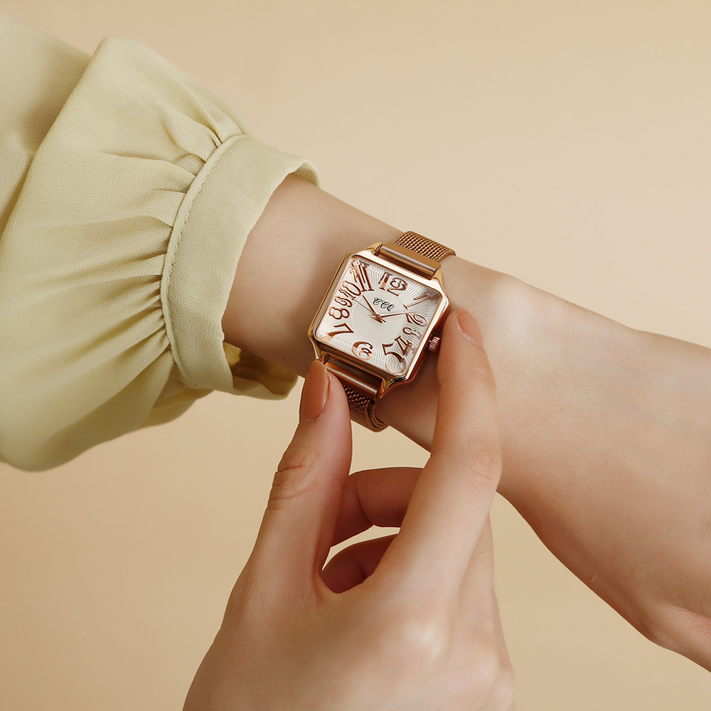 Νέο μοντέρνο γυναικείο μοντέρνο μοντέρνο μινιμαλιστικό τετράγωνο καντράν από χαλαζία με δικτυωτό λουράκι πόρπης_voghion.com