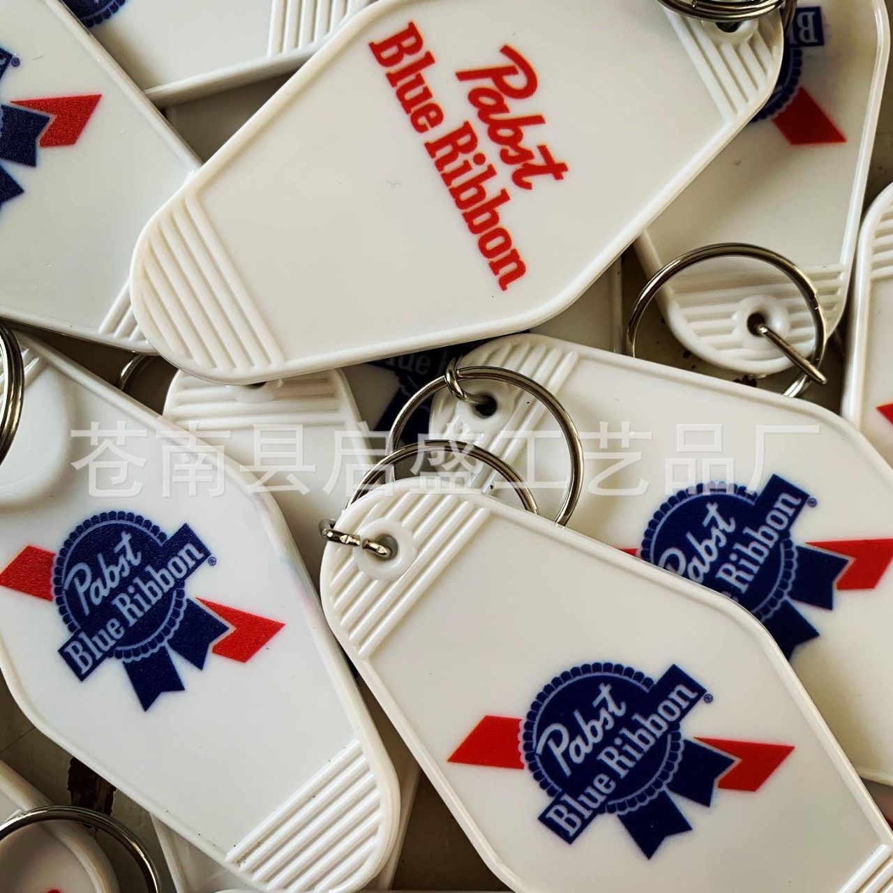 Plastic luggage retro keychain for keys for hotel
