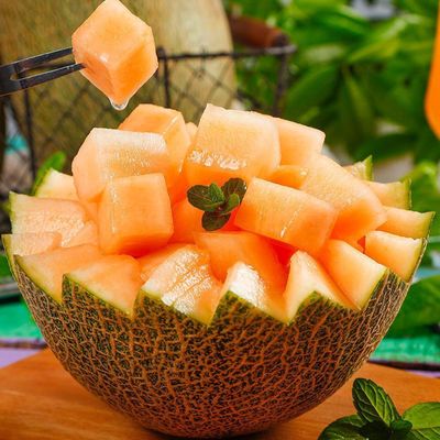 Cantaloupe wholesale fresh Season fruit Hainan Xi Zhou Xinjiang specialty