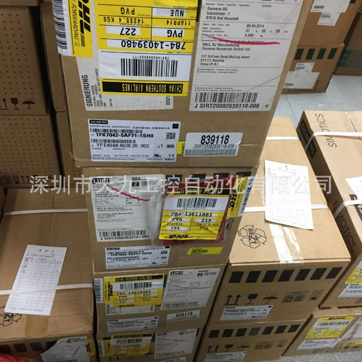 1FT6105-8AC71-1AG0   西门子电机1FT6084-8AC71-3DA4