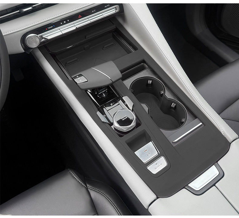 Changan Second and Third Generation Cs75Plus Center Console Gear Shift Silicone Protective Pad, Door Window Button Anti-Slip Mat Modification