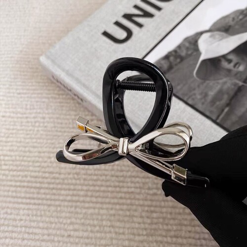 Korean-style bow clip for women, summer 2024 new hair clip, high-end hairpin, occipital hair accessory, shark clip
