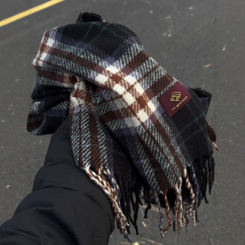 韩系围巾女冬季氛围感保暖围脖护颈百搭高级感披肩黑紫色时尚格子