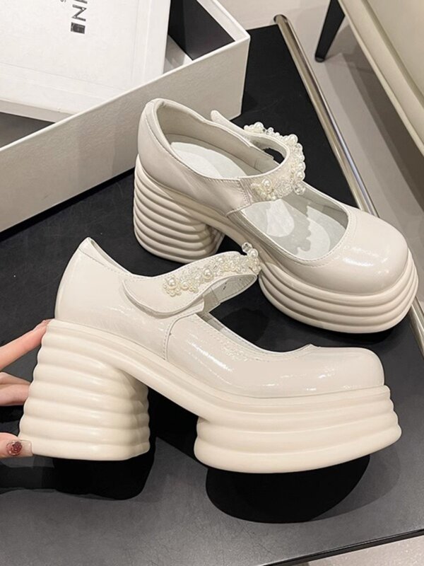 Thick-Soled White Mary Jane Shoes for Women, 2026 New Style, Small Leather Shoes with Chunky Heels, Wedding Shoe Essential, French-Style High Heels for Women