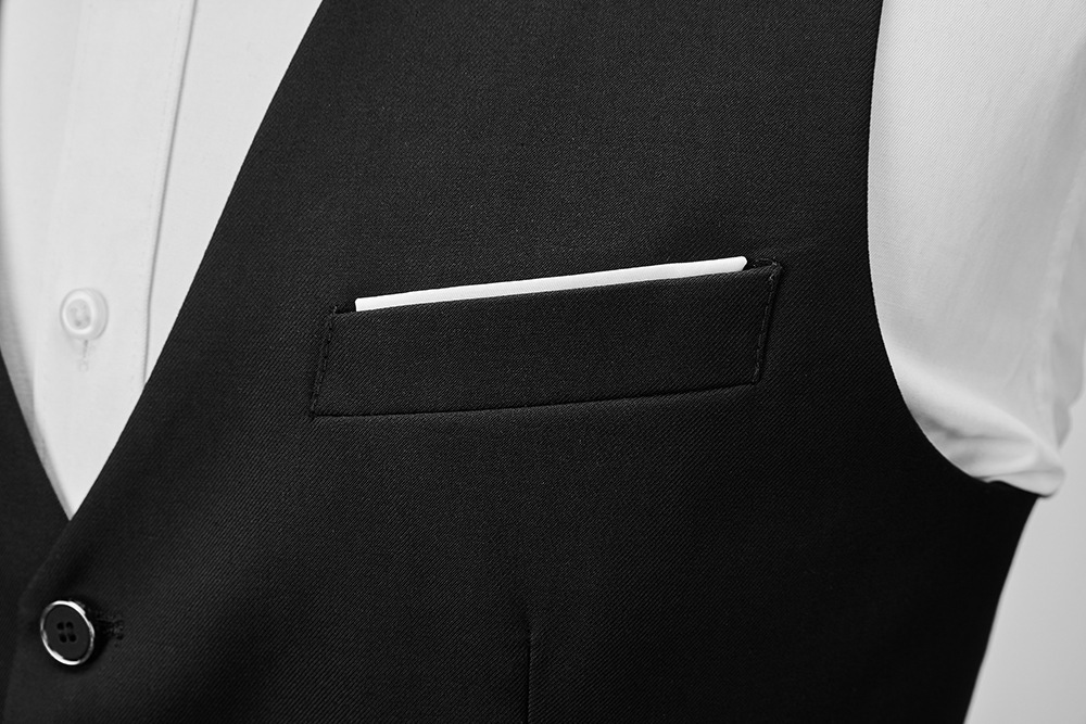 Elegante completo da uomo tre pezzi per matrimonio collo sciallato_voghion.com