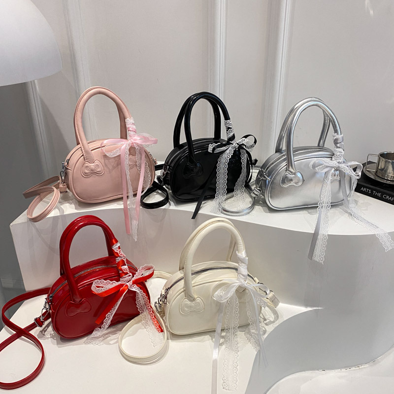 Ins Trendy Bow Pillow Handbag for Women 2025 New Simple Fashion Shoulder Bag High-End Crossbody Bag Ins Trendy Bow Pillow Handbag for Women 2025 New Simple Fashion Shoulder Bag High-End Crossbody Bag