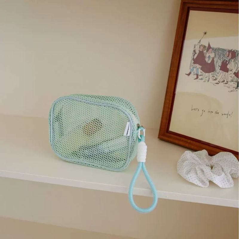 クロスボーダー豆腐メッシュ化粧品バッグ、高価値の対照的な色の中空スクエアバッグ、夏の新鮮でシンプルなポータブル収納バッグ|undefined