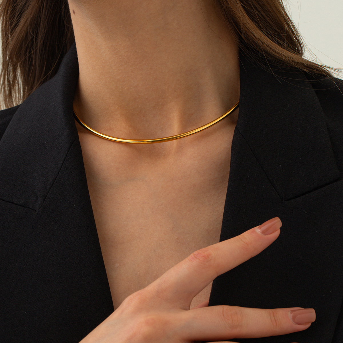 Europeo y americano INS estilo popular personalizado simple 18K oro Acero inoxidable 3mm diámetro de alambre Apertura de alto grado collar joyería para las mujeres