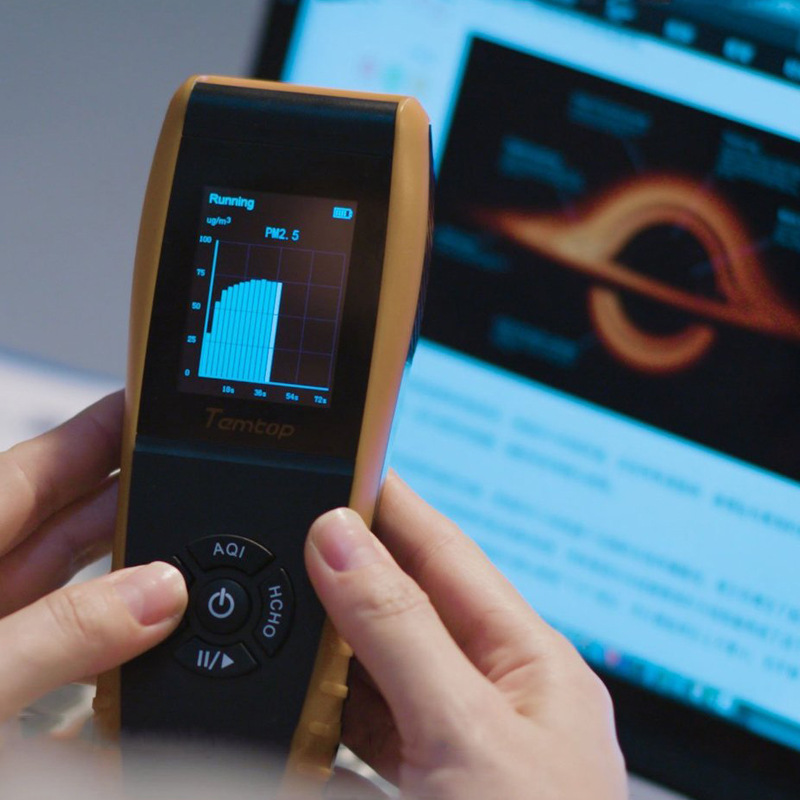 甲醛检测仪PM0.3/PM2.5/PM10/TVOC检测雾霾表甲醛检测精度高