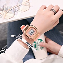 多功能运动电子表情侣夜光ins学生韩版手表初高中时尚电镀方形表