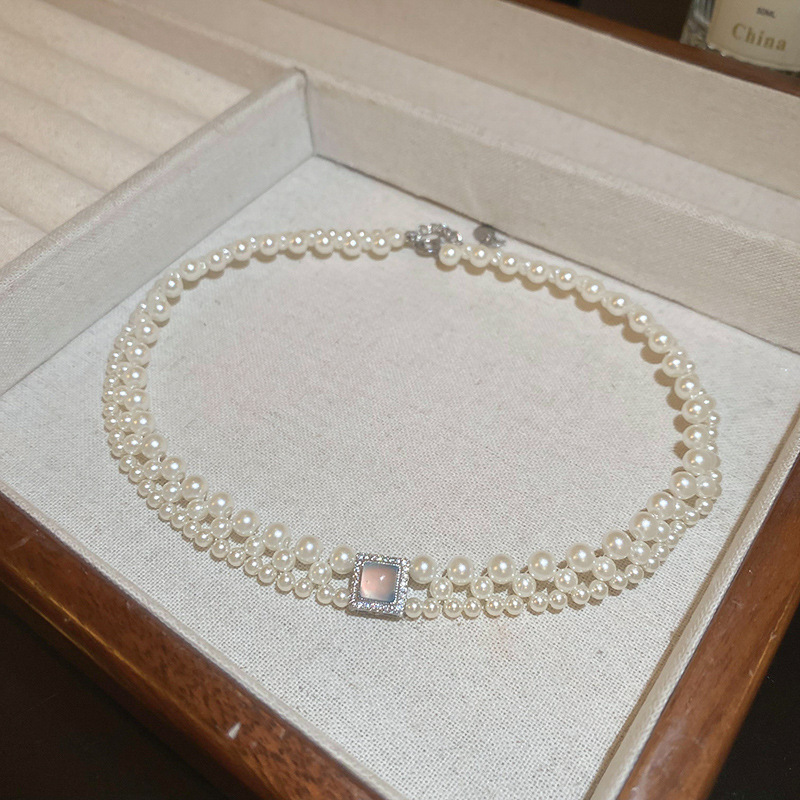不規則な長いタイプの真珠のネックレスのフランス式の軽い豪華な気質のセーターのチェーンの小さい大衆のシンプルで高級感の項は卸売りの女性を飾ります。|undefined