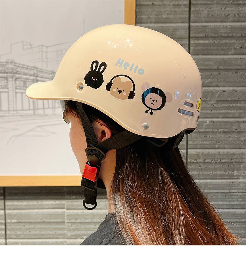 Cute Duckbill Cap 3C Certified Electric Vehicle Helmet for Women, Summer Sun Protection Motorcycle Safety Helmet, Electric Scooter Half Helmet