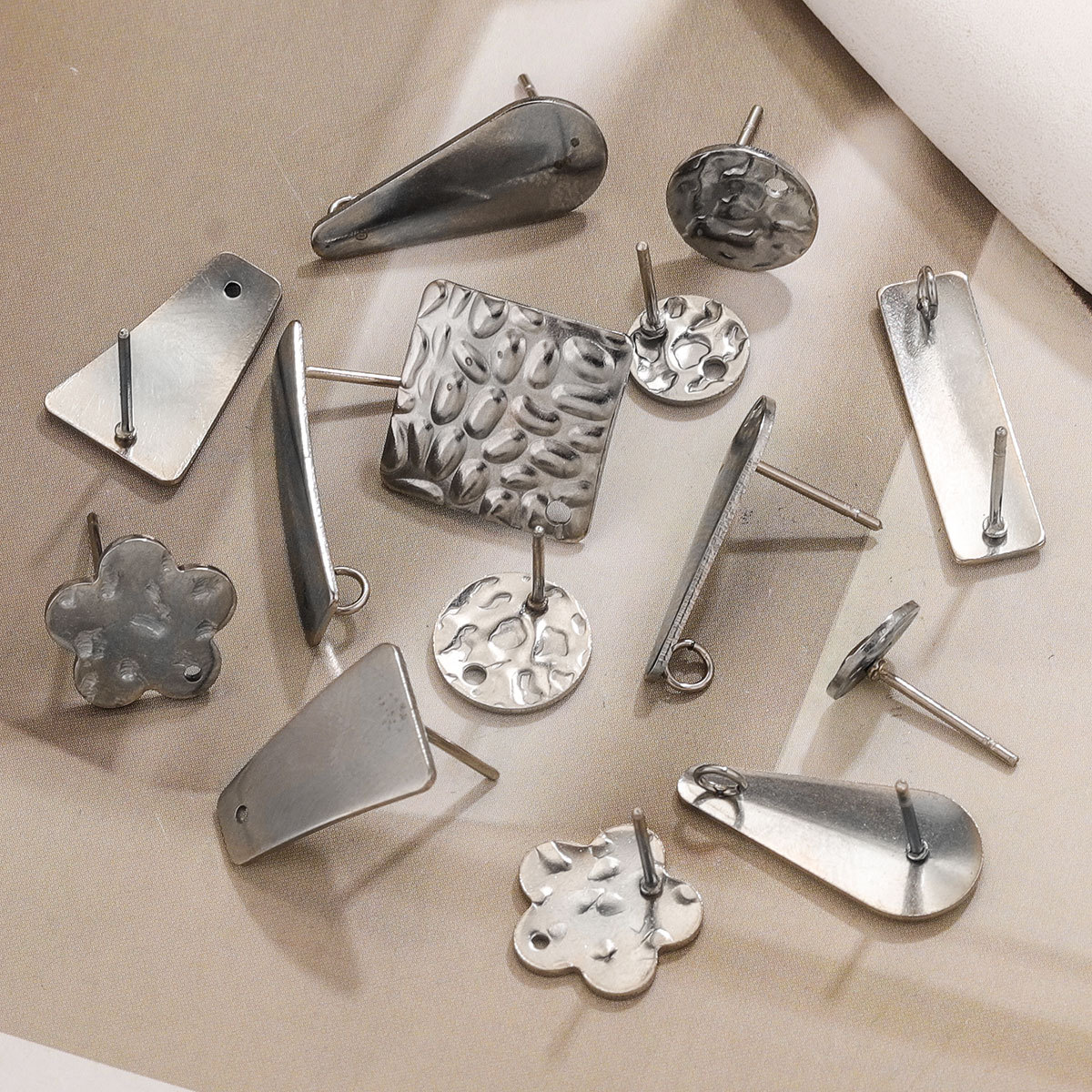 Accesorios de pendientes de acero inoxidable DIY accesorios de joyería hechos a mano pieza de pendientes de textura impermeable simple pendientes colgantes