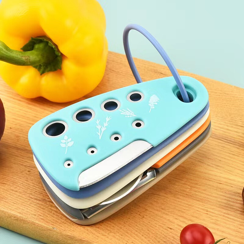 越境アマゾン 小物セット6点 ピザナイフ ハーブカッター ボトルオープナー グレーター ニンニクグラインダー セット|undefined