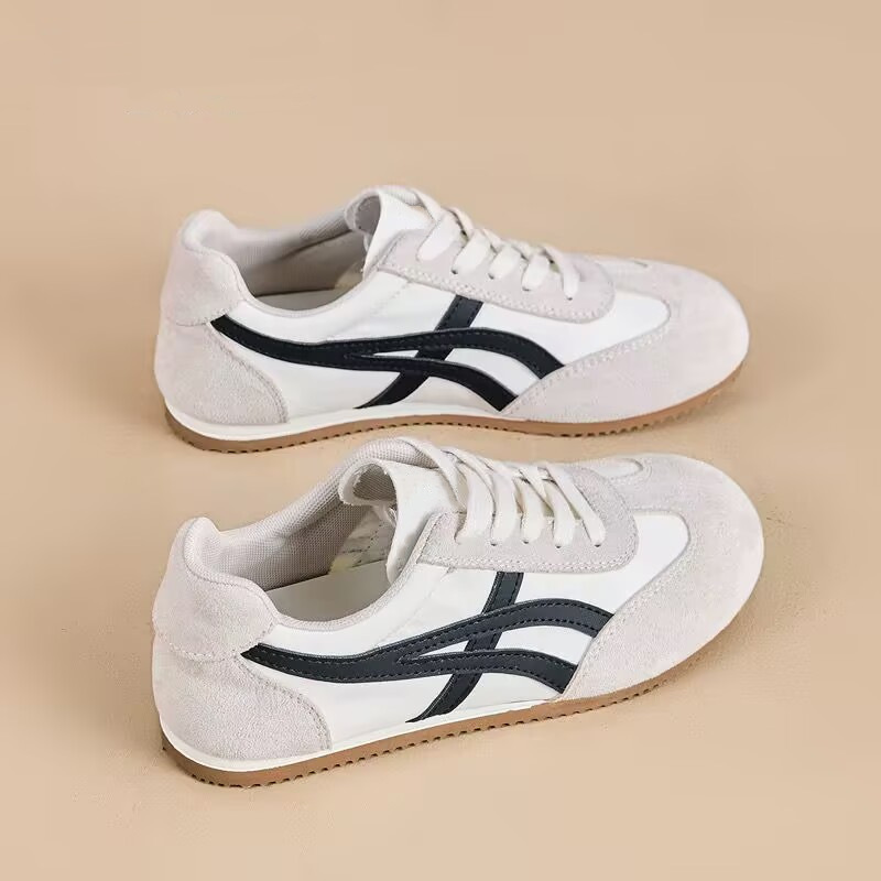 Korean Style Training Shoes for Women, White Sneakers, 2026 New Spring and Summer Flat Versatile Fashion Internet Celebrity Casual Shoes, Women's Sneakers