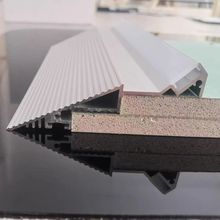 45�ȱ����s��б��l����ۿ͏d�Ҹ�����Ͳ��տ�ϴ�������