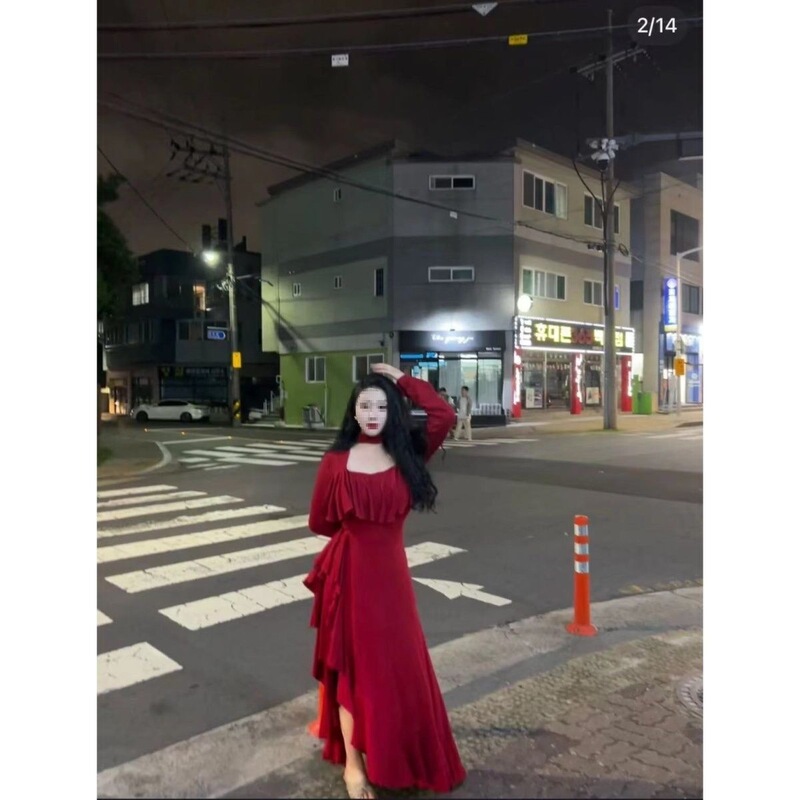 Plus-Size Christmas New French-Style Romantic Red Hepburn-Style Dress with Irregular Slit Hem Design Long Dress Plus-Size Christmas New French-Style Romantic Red Hepburn-Style Dress with Irregular Slit Hem Design Long Dress