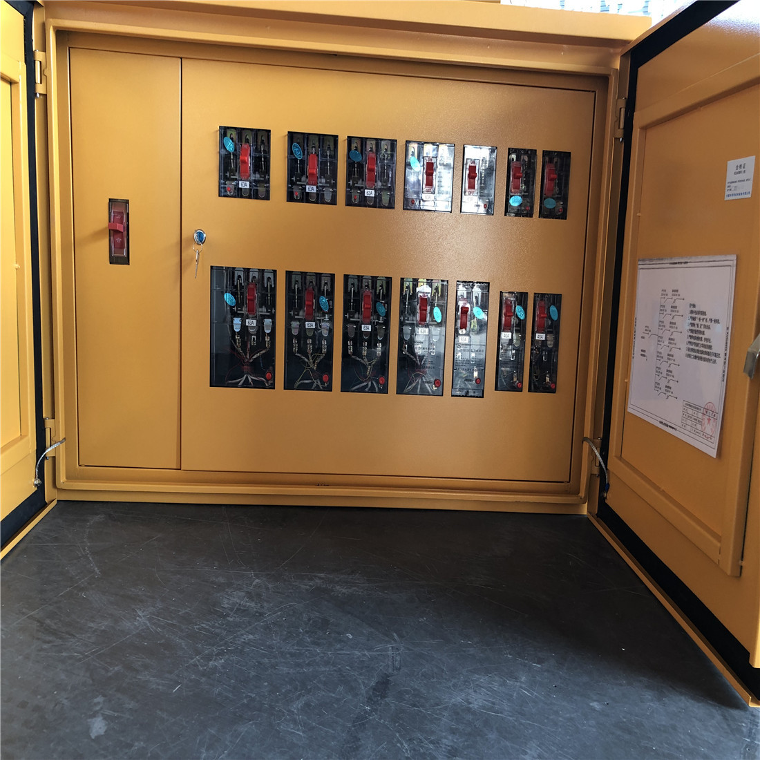 中山配电箱厂家供应工地标准二级配电箱现货400A/250A二级配电箱