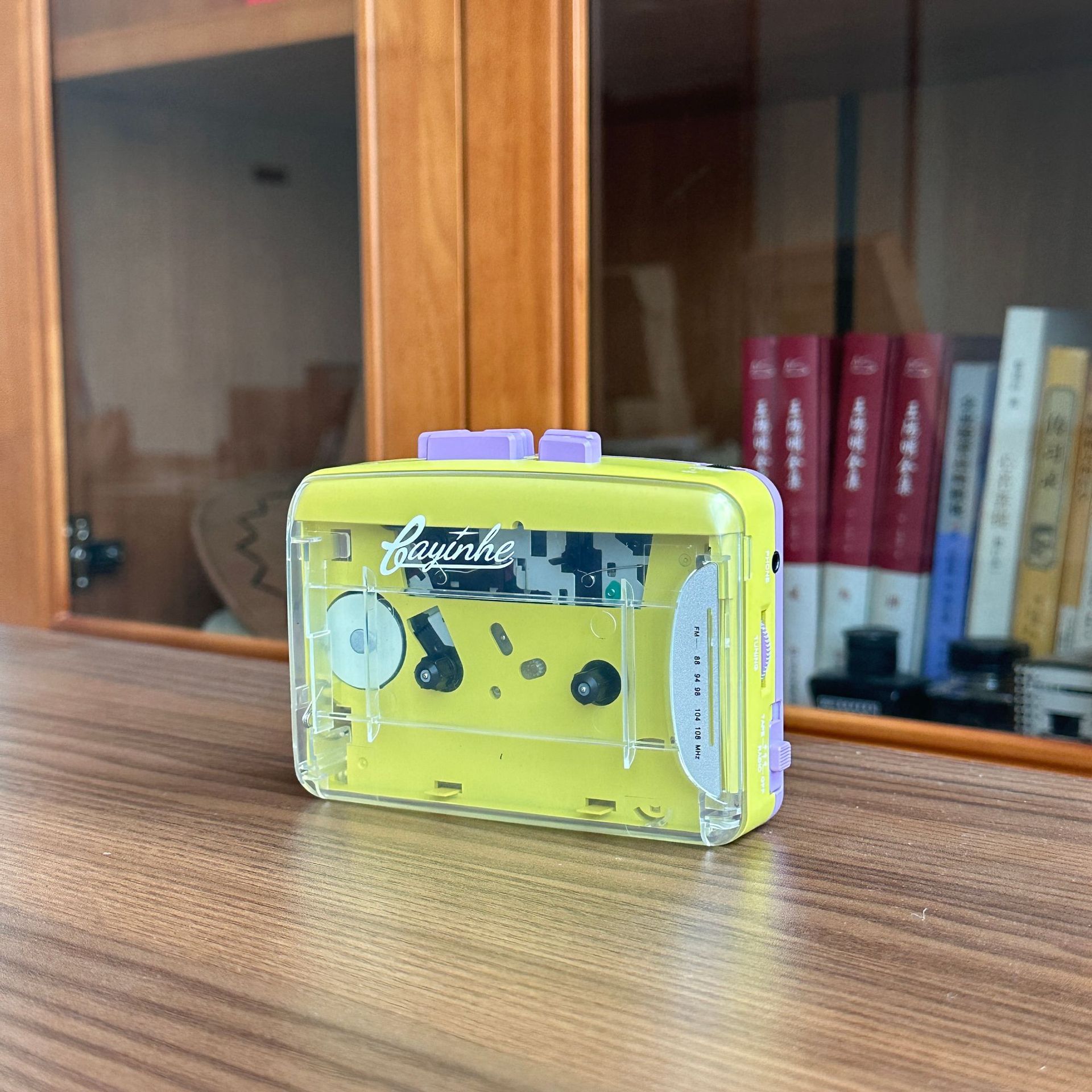 투명 뚜껑 보라색