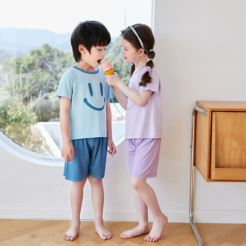 Spring and summer Modal children's home clothes, men's and women's baby pajamas, pajamas, air-conditioned clothes suits, smiling parent-child models