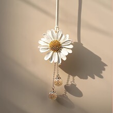 K 83500 Daisy Crystal Car Charm ����ˮ�������Ҽ��羳��ó