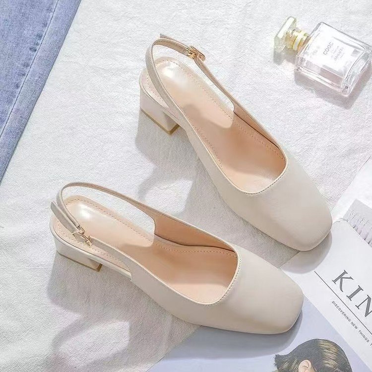 Sandalias vacías de Baotou para mujer, uso de tacón medio en verano, 2025 nuevo estilo coreano de tacón grueso, zapatos de tacón medio arrastrado, tacones altos para mujer