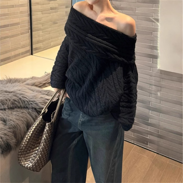 검은 색 오프 숄더 스웨터 2024 가을과 겨울 새로운 뜨거운 소녀 분위기 스웨터와 재고 이순신