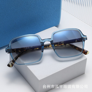 1973�W�����Q���в���̫����R��Ů�����{����eī�R�r�оW�tī�R