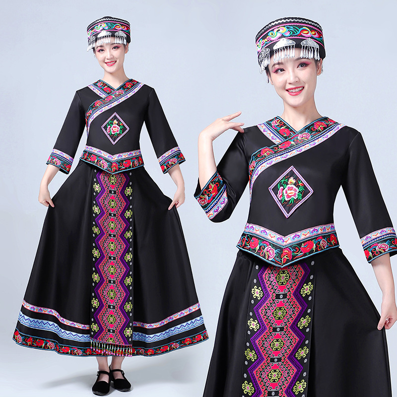 新款苗族演出服少数民族服装女广西壮族三月三土家族彝族舞蹈服饰