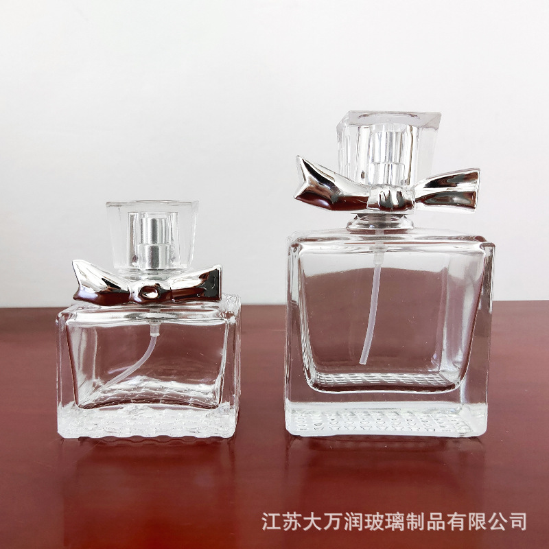 厂家批发香水分装瓶便携按压式玻璃空瓶喷雾瓶子批发透明化妆品玻