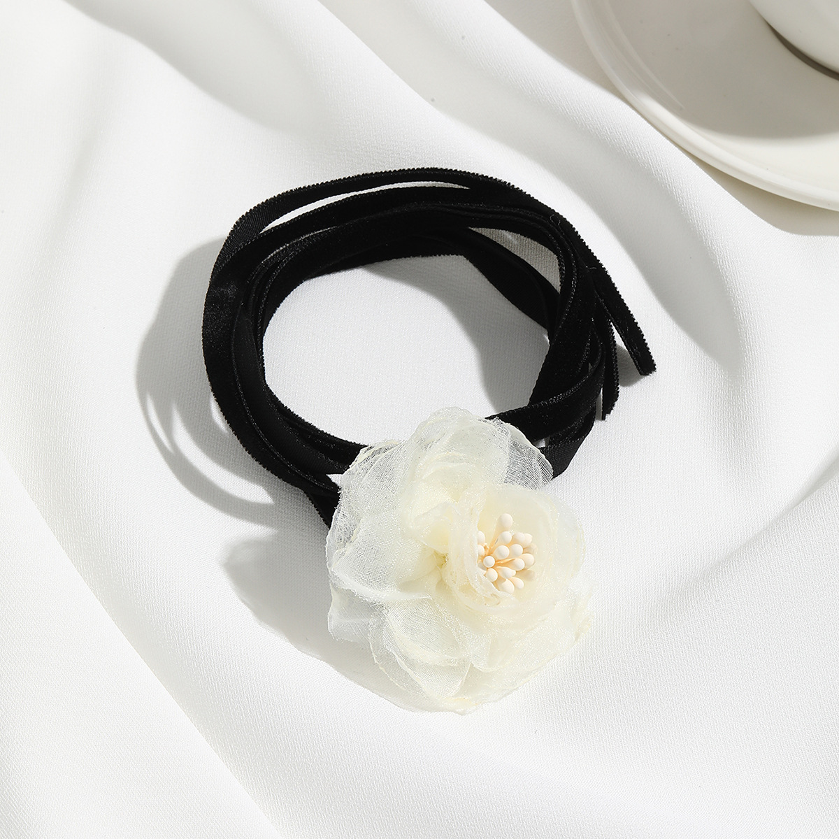 collana di fiori fantasma in vendita calda collana di rose in tessuto con fiori in pizzo collana di fiori_voghion.com