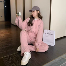 秋冬女士套装时尚休闲潮流大码运动减龄连帽外套舒适阔腿裤两件套