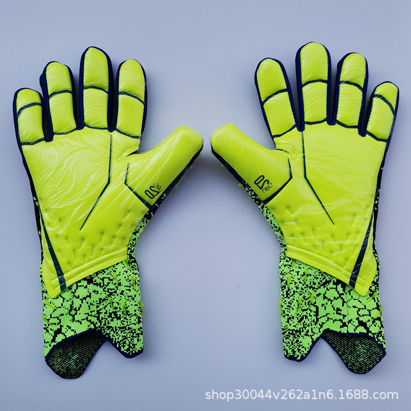 新款足球守门员手套